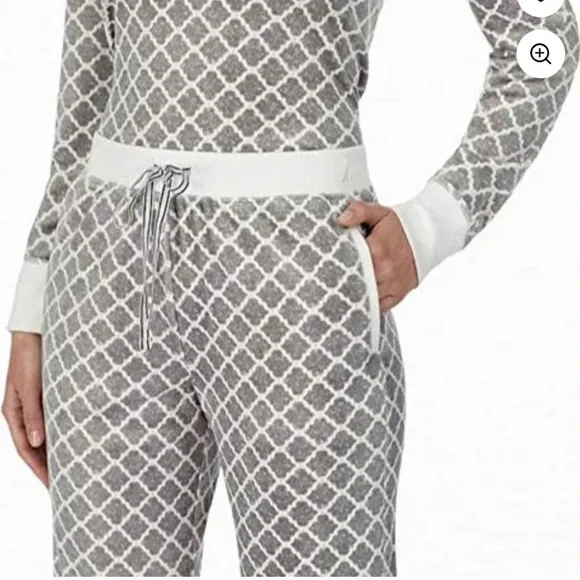 NWT Nautica Women’s Gray Printed 2 Piece Fleece Pajama Sleepwear Set - Size Med - Picture 7 of 7